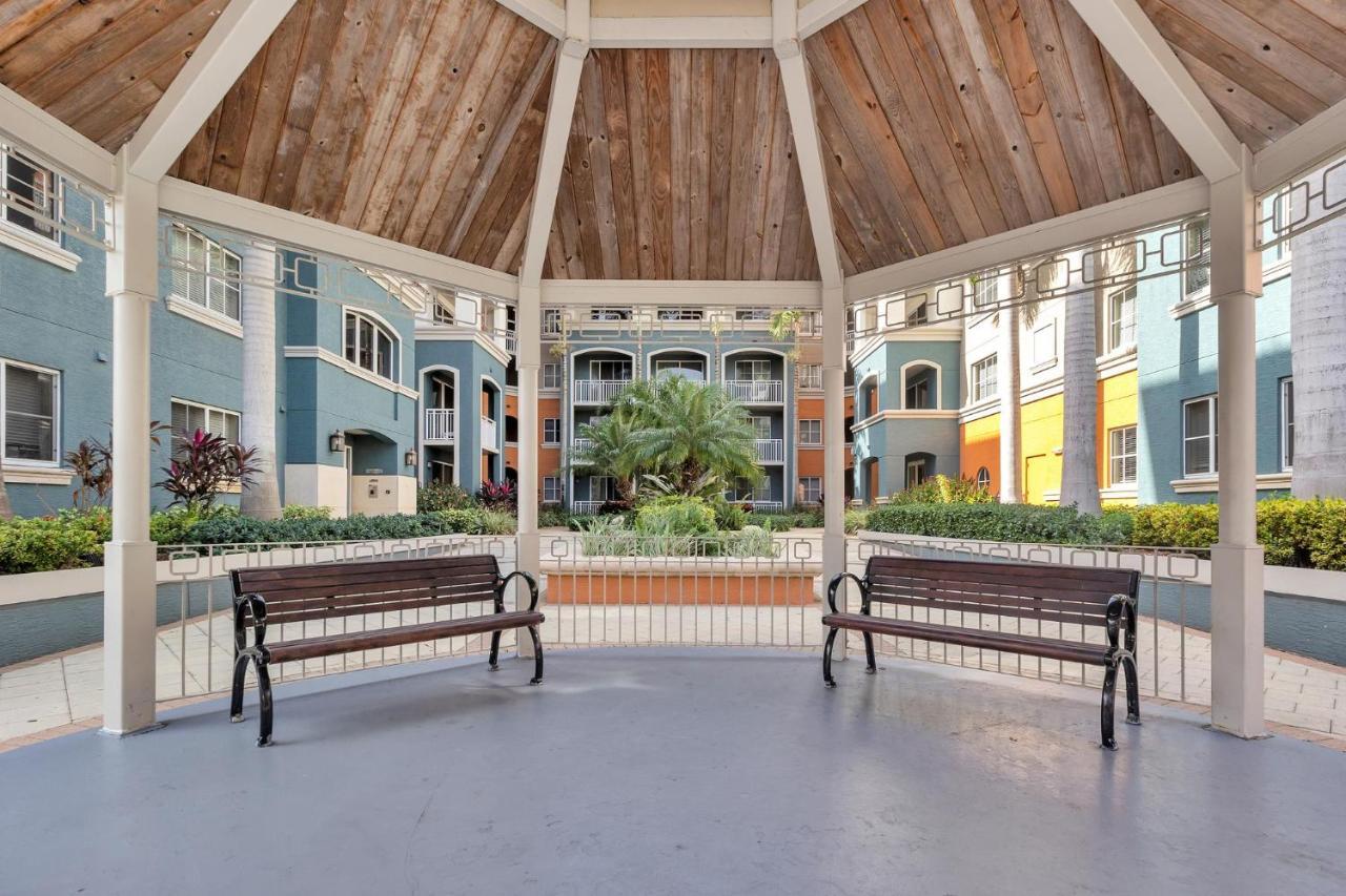 Dharma Home Suites South Miami At Red Road Commons Екстериор снимка