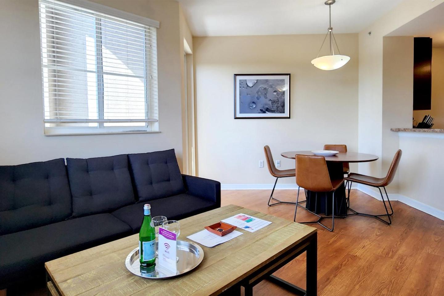 Dharma Home Suites South Miami At Red Road Commons Екстериор снимка