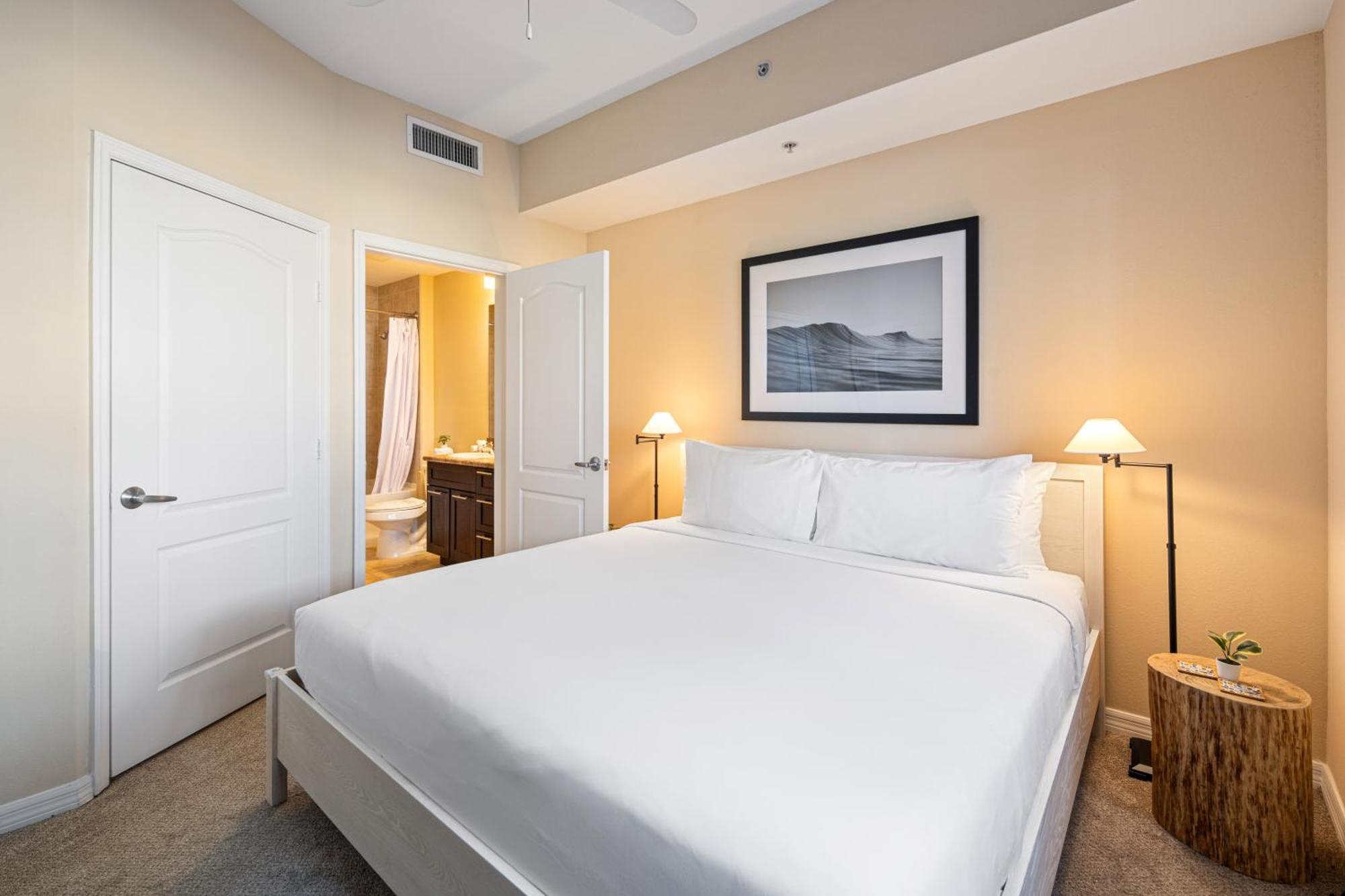 Dharma Home Suites South Miami At Red Road Commons Екстериор снимка