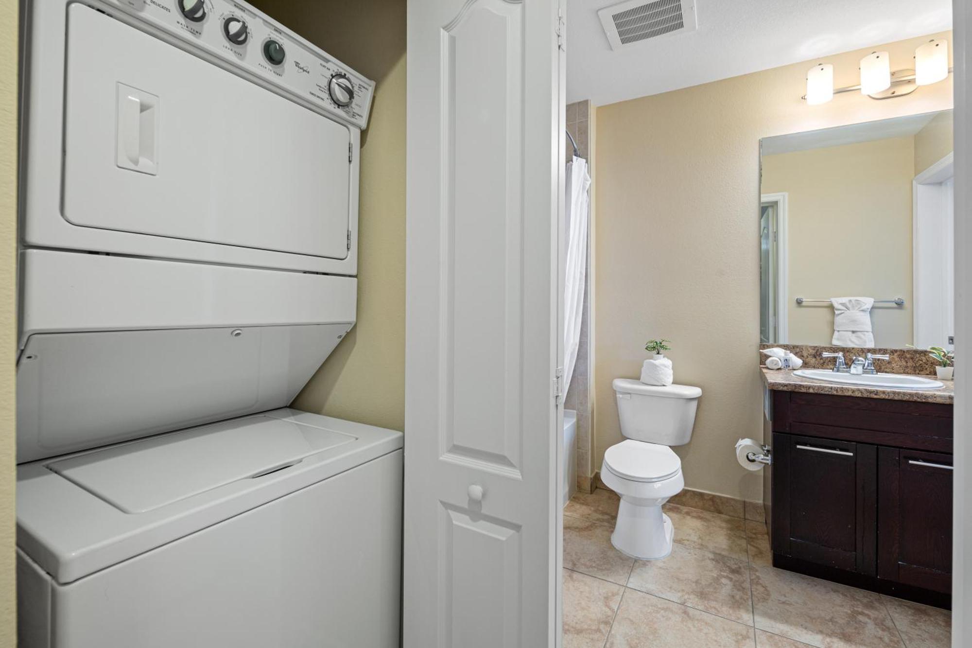 Dharma Home Suites South Miami At Red Road Commons Екстериор снимка